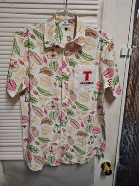 Rare! Tanduay Rum White Tropical Print Short-Sleeve Button-Down Shirt